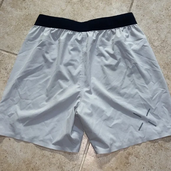 Men's Ten Thousand Foundation Short size M - Picture 3 of 6